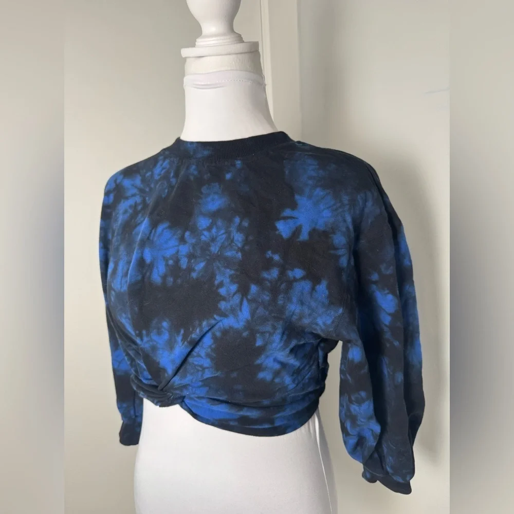 Alice and Olivia Ansley Tie Dyed Cropped Sweater